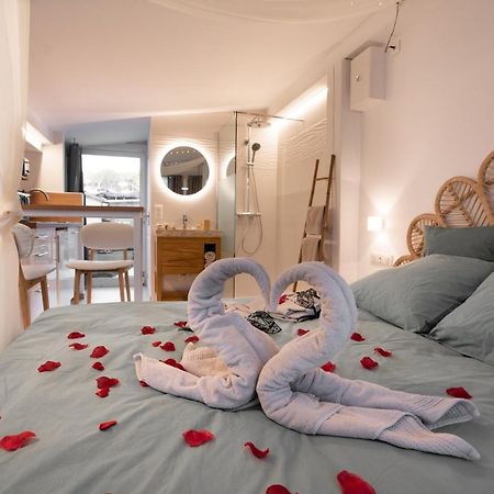Lovina Chambre De Charme Avec Jaccuzi Velaux Eksteriør bilde