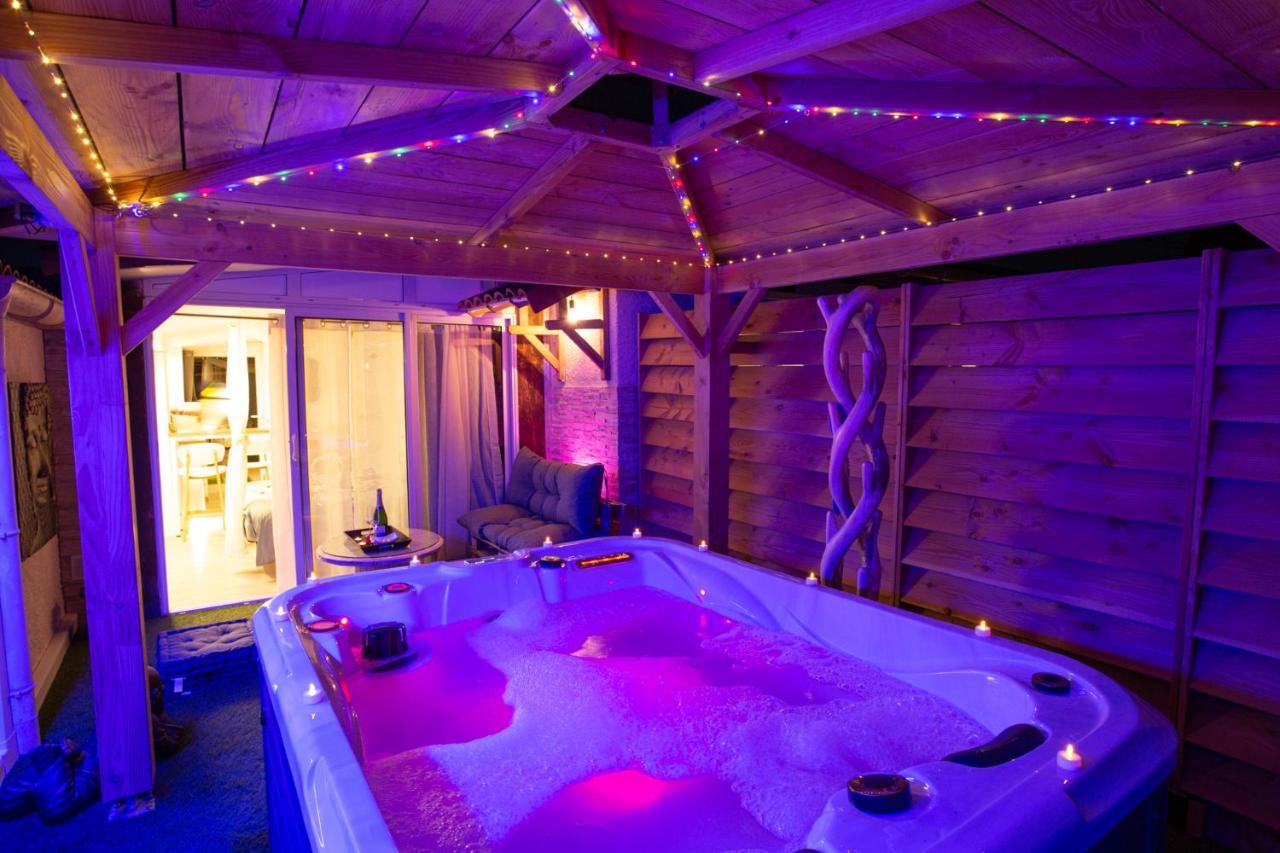 Lovina Chambre De Charme Avec Jaccuzi Velaux Eksteriør bilde