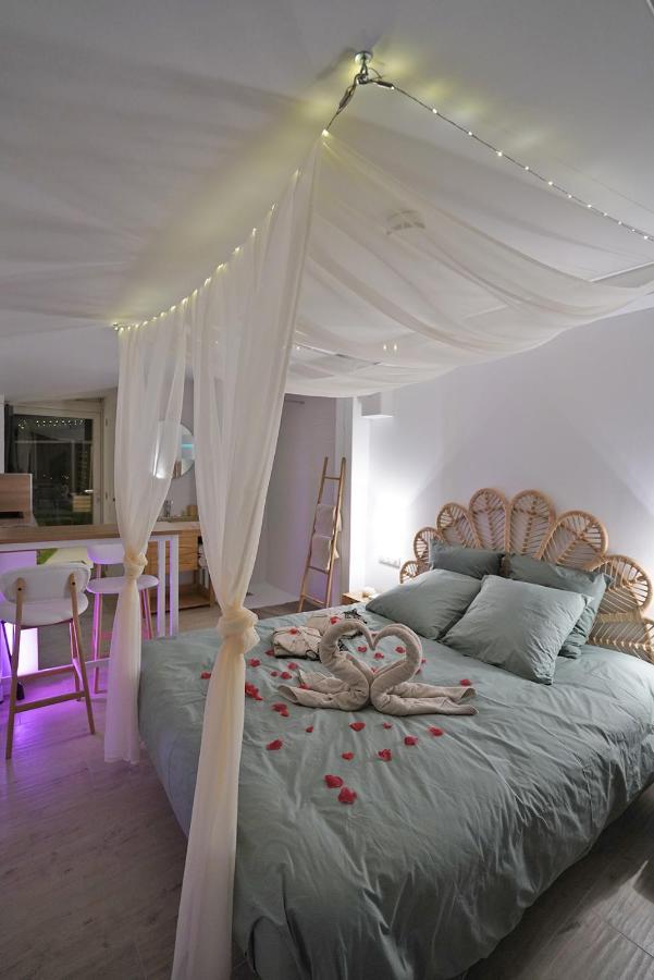 Lovina Chambre De Charme Avec Jaccuzi Velaux Eksteriør bilde
