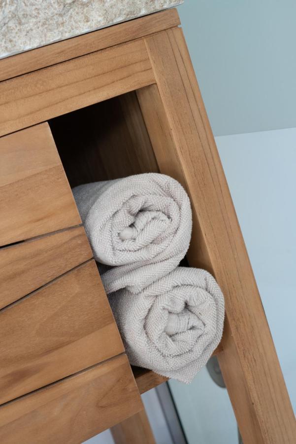 Lovina Chambre De Charme Avec Jaccuzi Velaux Eksteriør bilde